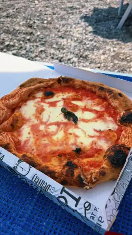 Pizza on the beach, only in Italy #positano #amalficoast #italy #italiansummer 