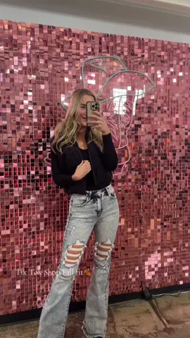 All on the tik tok shop🤍 #tiktokshopoutfit #winterlooks #puffervest #outfitinspo 