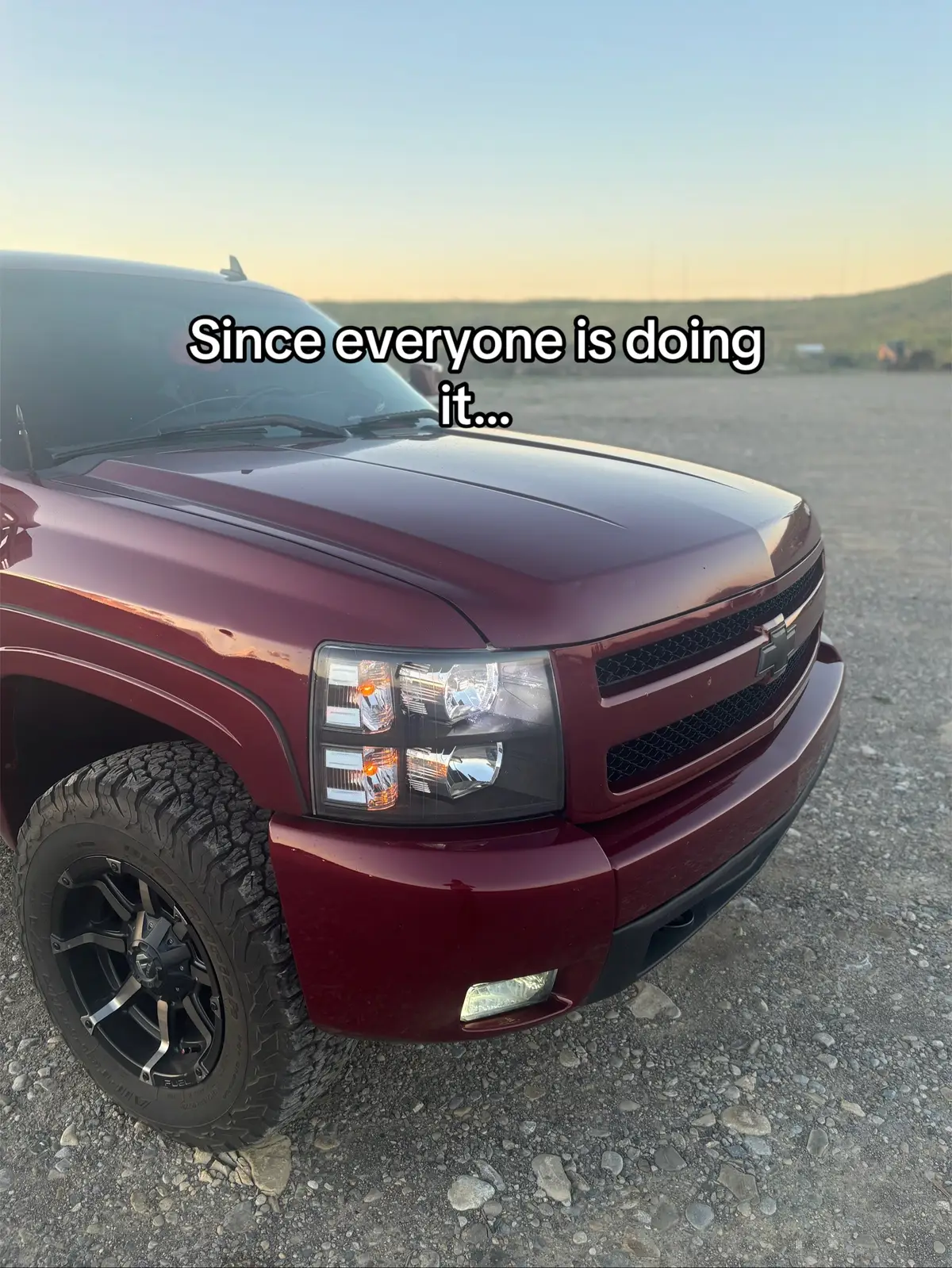 lets see emmmm #yyc #berta #fyp #chevytrucks #trucksoftiktok #trucktok #chevy #silverado #albertatrucks