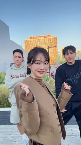 무슨춤이지? ^^ #음쉐프#다리미패밀리#옴브리뉴 #금새록#최태준#옴브리뉴챌린지 
