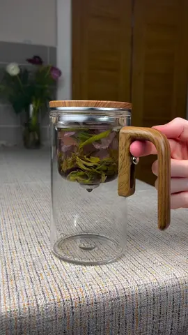 ✨ Elevate your tea experience with our Glass Tea Infuser Teapot! ☕️ Featuring a stunning walnut wood handle, heat-resistant borosilicate glass, and innovative water separation technology for the perfect brew every time. Easy to pour, easy to clean, and perfect for any tea lover! 🍃 🛍️ Available in 500ml or 700ml, this beauty is the perfect blend of traditional craftsmanship and modern design. #TeaTimeMagic #TeaLoversParadise #GlassTeapot #TeaInfuser #ElegantLiving #BrewPerfection #WalnutWoodTeapot #TeaEssentials #TeaRitual #ModernTeaware #SipInStyle #TeapotGoals #BorosilicateGlass #TeaAesthetic #TeaEnthusiast #CozyVibes #TeawareLovers #TeaBrew #ZenTeaTime #TeaCulture #LuxuryTeaware #HomeCafe #TeaCeremony #HerbalTeaLovers #TeaObsessed #ChicTeapot #TeapotStyle #TeaGifts #TeaAccessories #ModernTea