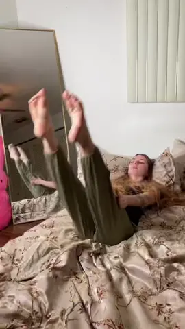 #yogapants #flexiblegirl #trending 