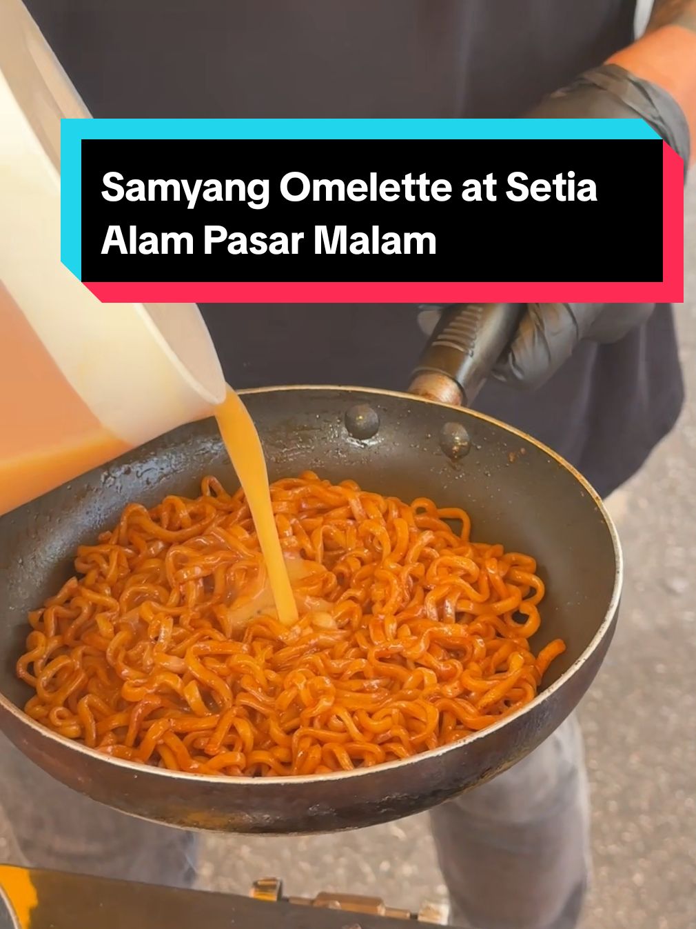 RM15 Samyang Omelette, if you can handle spicy only try this!
 
 📍Samyang Omelette, Setia Alam Pasar Malam, Jalan Setia Prima A U13/A, Setia Alam, 40170 Shah Alam, Selangor
 ⏰Saturday (4.30pm - 10pm) #MakanLokal #bestfoodmalaysia #malaysiafood #foodhuntingkl #klfoodie 