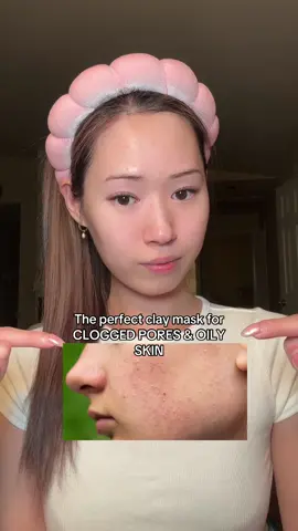This was one of my favorite masks to use in high school when my skin was at its oiliest. The @Innisfreeofficial Super Volcanic Pore Clay Mask purifies pores, exfoliates, smooths rough texture and absorbs excess sebum🤩 Can be used 1-2x per week @Innisfree US   #innisfree_partner #kbeauty #koreanskincare #koreanfacemask #innisfree #porecare #claymask #volcanicclaymask #oilyskin #blackhead #sebum 