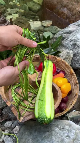 Zucchini Noodles 🍜 #naturebeauty #motivation #poetry #outdoorcooking #naturelover #natural #jordanmanali #tiktokaccount #cooking2211 #Recipe 