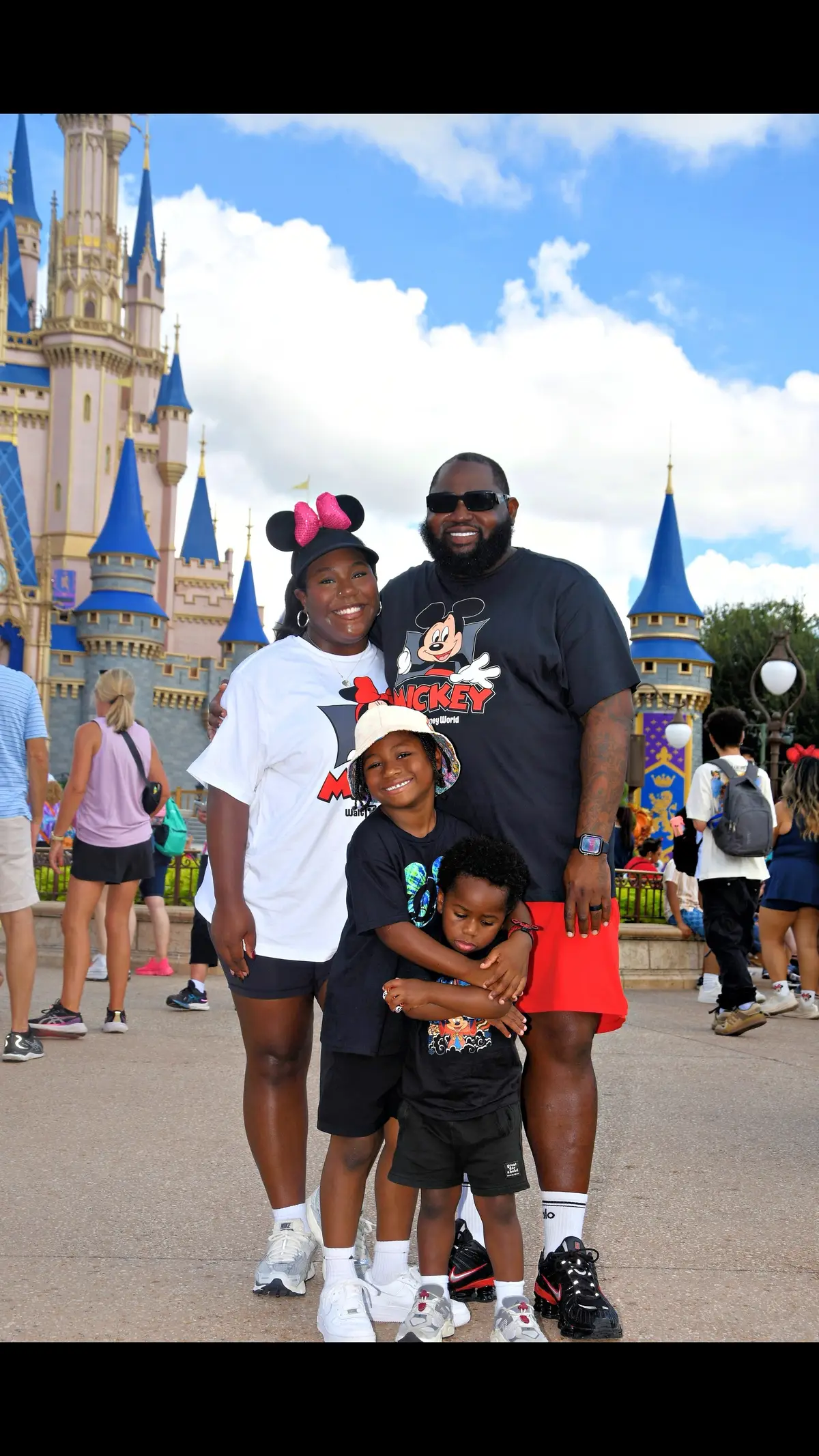 We Surprised our son @BENTLEY with Disney world for his 7th birthday. Seeing that big smile on his face was the best feeling ever. FAMILY FIRST 🤞🏾❤️