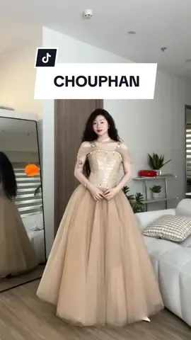I can't choose🥺 @CHOUPHAN #tryon #fitcheck #dress #chouphan #quinneeeee #fyp 
