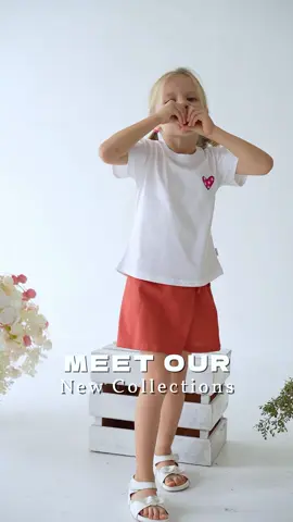 Hai Bund, gak kerasa besok uda weekend aja yaa, uda pada rencana liburan kemana nih? jangan lupa kalau bawa sikecil kasih baju yg nyaman dan adem ya, kayak tshirt bordir satu ini yg kece parah #bajuanakmurah #kazel 