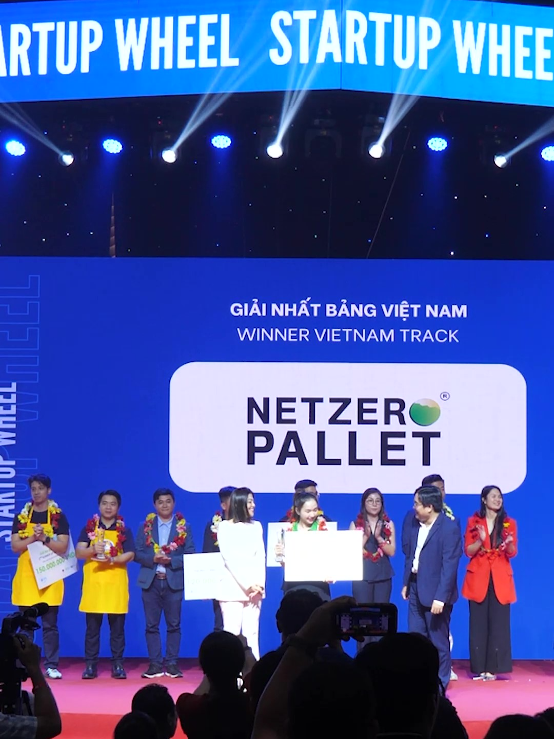 Nhìn lại hành trình của startup tham gia Startup Wheel 2024 và 2 ngày triển lãm tại Diễn đàn và Triển lãm về Đổi mới INNOEX 2024 🥰🥰 👉Cùng chờ đón những video thú vị về hệ sinh thái khởi nghiệp Việt Nam và quốc tế tại kênh tiktok của Startup Wheel. Và đặc biệt Startup Wheel 2025 đã mở cổng đăng ký chào đón startup từ muôn phương, đăng ký tại website: startupwheel.vn #startupwheel #innoex #bssc #startup #khoinghiep #kinhdoanh #fyp #event