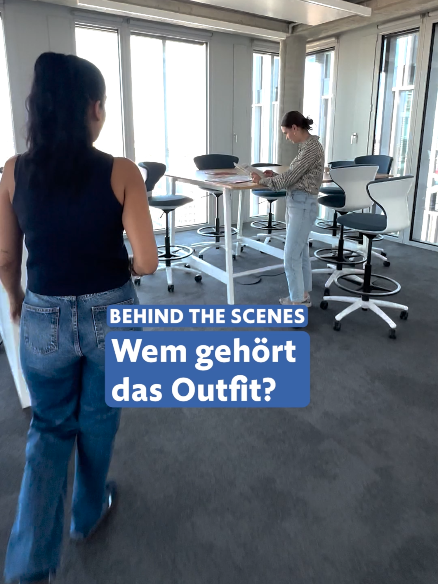 Wir haben mit der Redaktion ein Spiel gespielt und die Kolleginnen und Kollegen gefragt, wem das Outfit gehört 😁 #viral #viraltiktok #trend #fyppppppppppppppppppppppp #fürdich