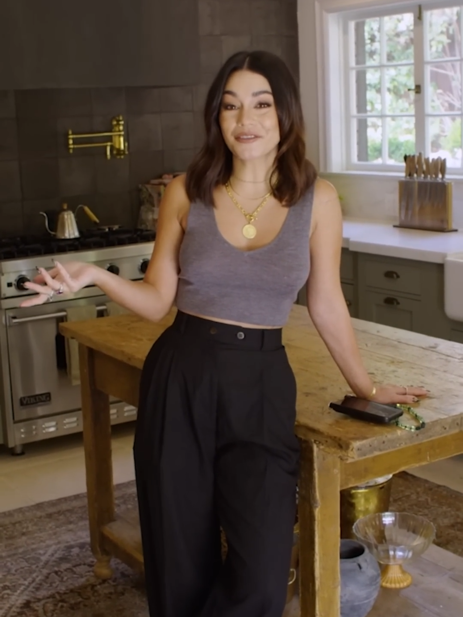 Vanessa Hudgens Remodeled Her Entire Kitchen #vanessahudgens #kitchendesign #kitchenremodel #kitcheninspo #fyp #foryou #foryoupage #foryourpages