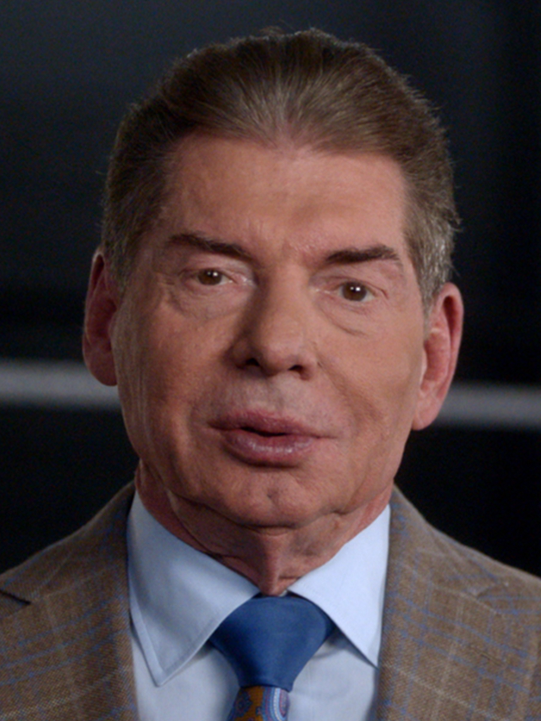 ¡Comienzan las hostilidades! La docuserie 'Vince McMahon: El titán de la WWE' ya está disponible. #WWE #Wrestling #VinceMcMahon #WrestleMania #DeportesEnTikTok #QueVer