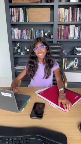 Sneaking up on my Daughter two years later 😂😭😘 I LOVE HER 🫶🏾 #browngirl #browntiktok #kidsoftiktok #kidsbelike #myfamily #momanddaughter #teensbelike #sneakinguponmydaughter 