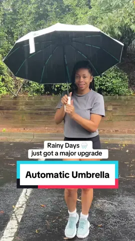 Why do I love this umbrella? It opens with a click and stand strong against the wind! Perfect for unpredictable weather!!! #umbrella #automaticumbrella #rainydays #rainydaysbelike #weather 
