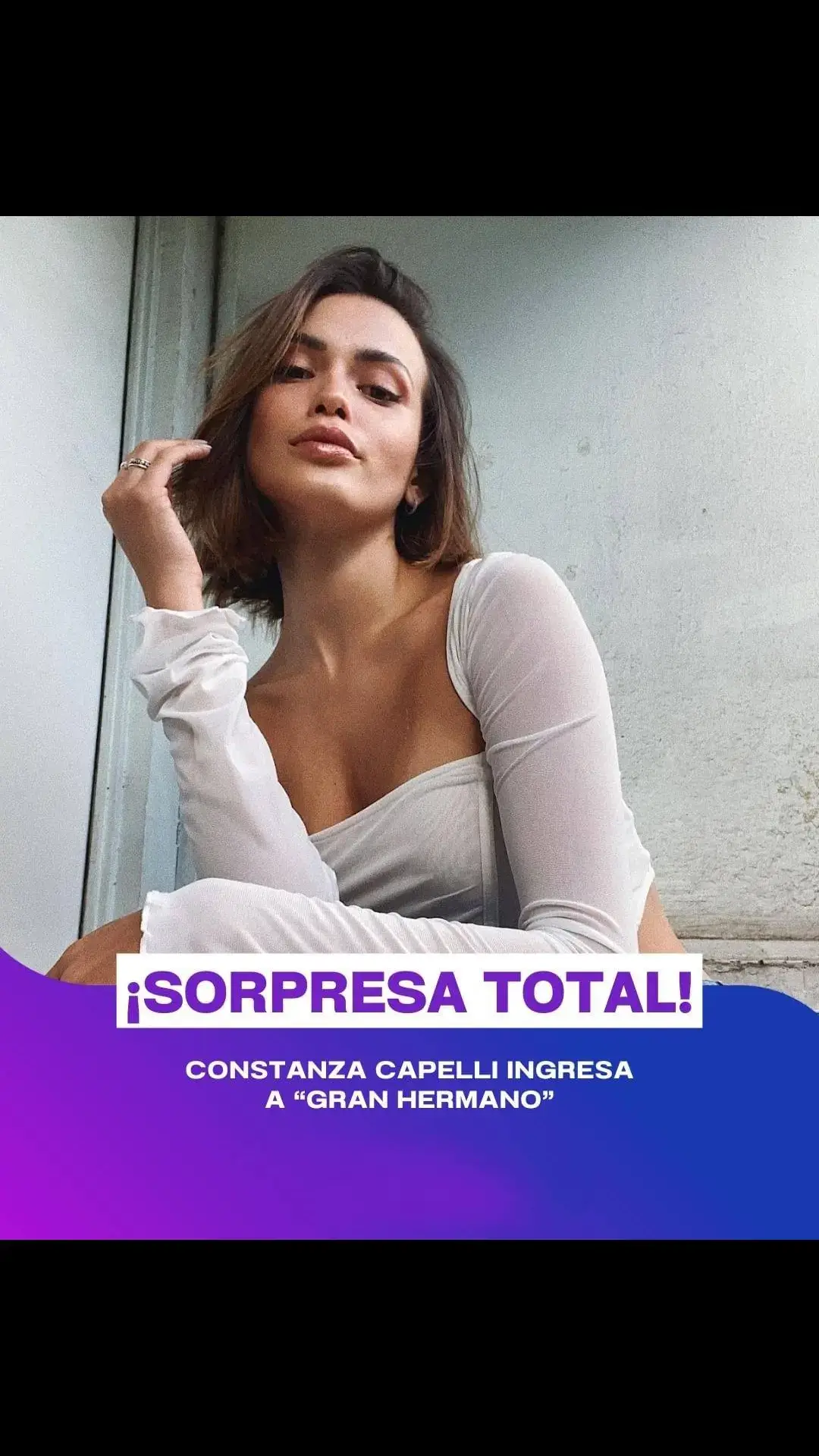 ¿QUÉ TE PARECE? 😱 Constanza Capelli, ganadora de la primera temporada del reality ”Gran Hermano” en Chile, hará su esperado regreso a la casa más famosa del mundo este domingo. Después de nueve meses, la favorita del público sorprenderá a los actuales participantes al volver con maletas en mano al encierro que la vio triunfar. La influencer, quien se mantuvo seis meses dentro de la casa en la temporada pasada, volverá a enfrentarse a los desafíos del reality de Chilevisión, generando grandes expectativas entre los televidentes. Su ingreso no será la única sorpresa de la noche de eliminación, ya que los participantes también podrán ver videos inéditos de conversaciones dentro de la casa que no conocían. #parati #granhermanochv #granhermanotiktok #granhermano 