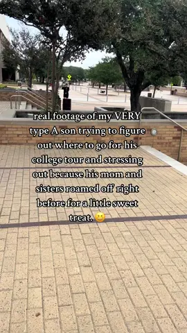 “we just wanted a muffin”💀 #texasamuniversity #motherhood #sweettreats 