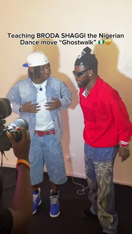 GHOST WALK TUTORIAL with the LEGEND 🙌🏼 #davido #fypシ #viral #brodashaggi #dance #prank #tutorial #amapiano #foryoupage #tiktok #dancetutorial 
