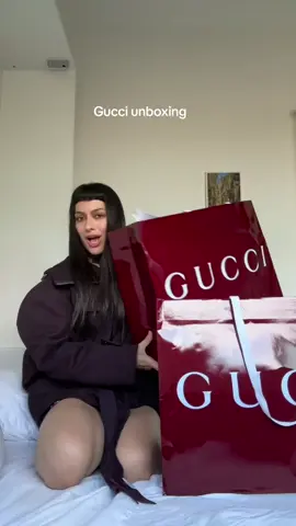 Gracias por el regalo @Gucci ❤️ #GucciBlondie 