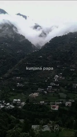 pujaningsih × lamunan  #templatecapcut #CapCut  . . . #liriklagu #liriklagujawa#pujaningsih #lamunan  #trendingvideo #fyp #fypシ゚ #foryour #foryoupagе #lirikjawa #lirikjawacidro #jawapride #jawatengah #jawapride🔥 #templatelirik #templateviraltrend #templateliriklagu #gamonbrutal #gamoninvirtual #gamonparah #templatelirik #templateviraltrend #templateliriklagu #soundfyp #soundfypシ #story 