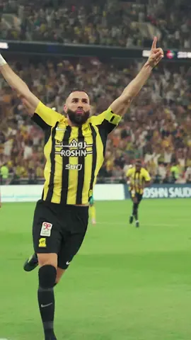 🎥| الأسطورة بنزيما يواصل هوايته المفضلة بالتسجيل في دوري روشن للمباراة الرابعة على التوالي⭐️⚽️ #الاتحاد #النمور #الاتحاد_الخليج 🎥| The legendary Benzema keeps doing what he does best, finding the back of the net in his fourth straight Roshn League game! ⭐️⚽️ #Alittihad #Tigers #Alittihad_AlKhaleej