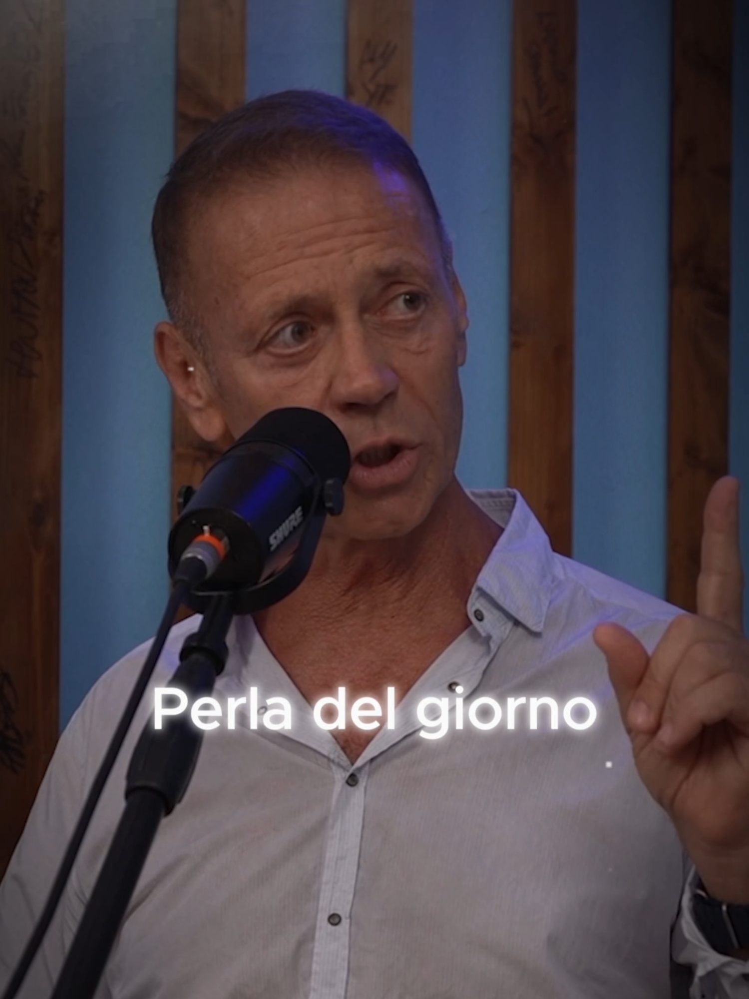 Perla del Giorno 💎 con #roccosiffredi 👉 Segui ora Gurulandia su tutti i canali 👉 #Gurulandia è un podcast di Marco Cappelli #imprenditoria #mindset #successo #crescita #businessonline #imprenditoredigitale #soldi #denaro #podcastitalia