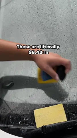 Super powerful oil film cleaner, a must-have for car enthusiasts#car #windshield #cleaning #carclaning #foryou #fyp#car #oilremoval #watermarktutorial #carclaning #foryou #fyp #nowatermark #fy #oilfilmcleaner #carcleaning #glasscleaning 