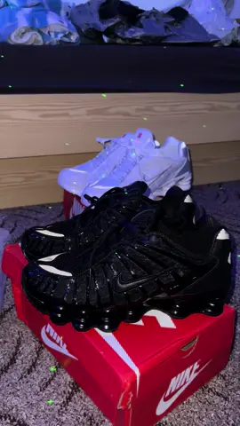 Shox 🫦