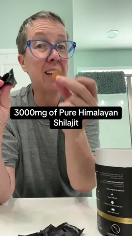 These taste pretty good. The more you but the more you save #resultsmayvary #shilajit #shilajitbenefits #ashwagandha #gokshura #gummies 