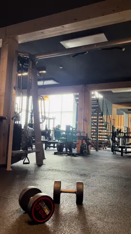 #gym #GymTok #gymmotivation #workout #workoutroutine 