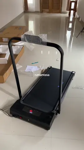 treadmill 1 jutaan #treadmill #treadmillmurah #walkingpad #twenrp7h 
