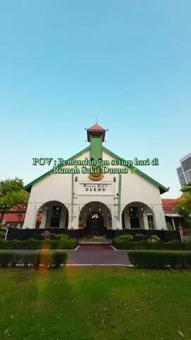 🌿 Di Rumah Sakit Darmo, setiap hari terasa lebih segar dan menenangkan. Dikelilingi hijau pepohonan dan udara yang sejuk, suasana ini mendukung proses penyembuhan pasien menjadi lebih nyaman. Semoga pemandangan indah ini juga membawa ketenangan dan energi positif untuk Sahabat Darmo 🍃✨ #RSDarmo #RumahSakitDarmo #PemandanganSejuk #KetenanganHati #HarmoniAlam #rsdarmosurabaya #fyp 