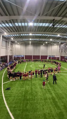 Both the AFL and AFLW Brisbane Lions side’s come together to sing the song. 🦁🎵 (🎥: brisbanelions/IG) #afl #aflw #brisbanelions #brisbane #oneteam 