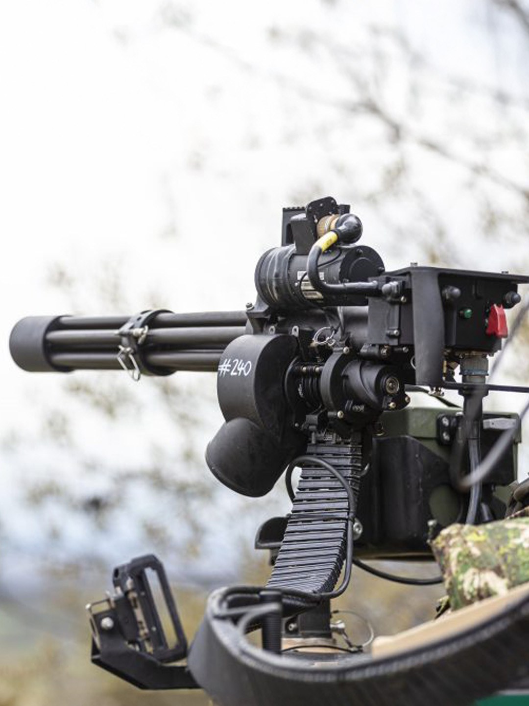 The Bundeswehr's MG6 mini-gun is a high-powered weapon with six rotating barrels, capable of firing up to 3,000 rounds per minute. This cutting-edge firepower enhances the effectiveness of their special forces in combat. #MG6MiniGun#Bundeswehr#SpecialForces