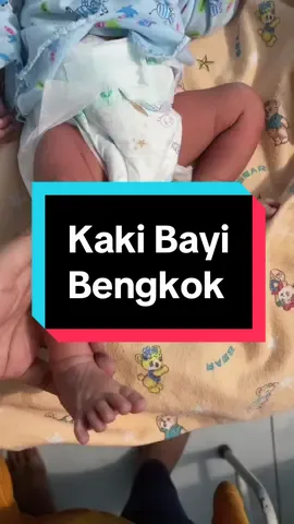 Jadi bedong ga wajib ya buat bayi #edukasibayi #kakibayinormal #persalinannormal #persalinan 