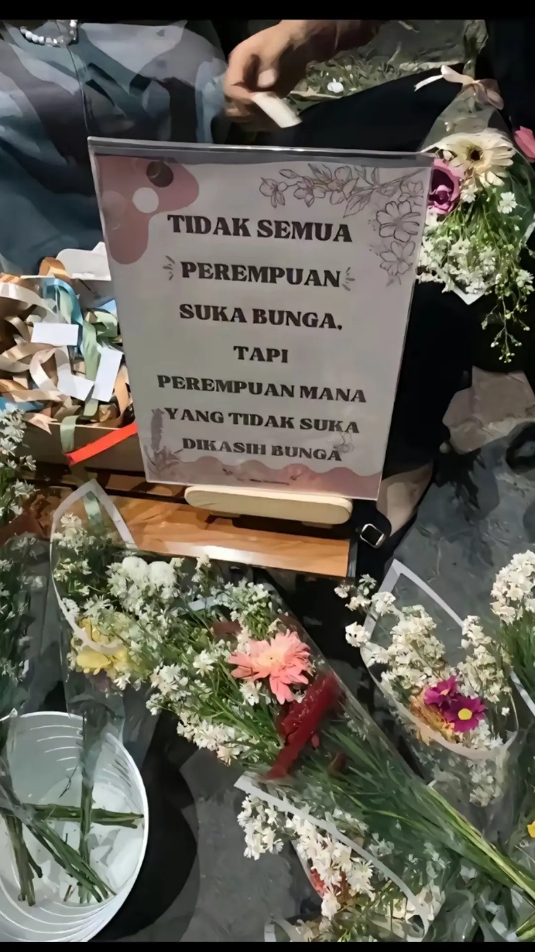 Bruno bunga nya beli sendiri🌸