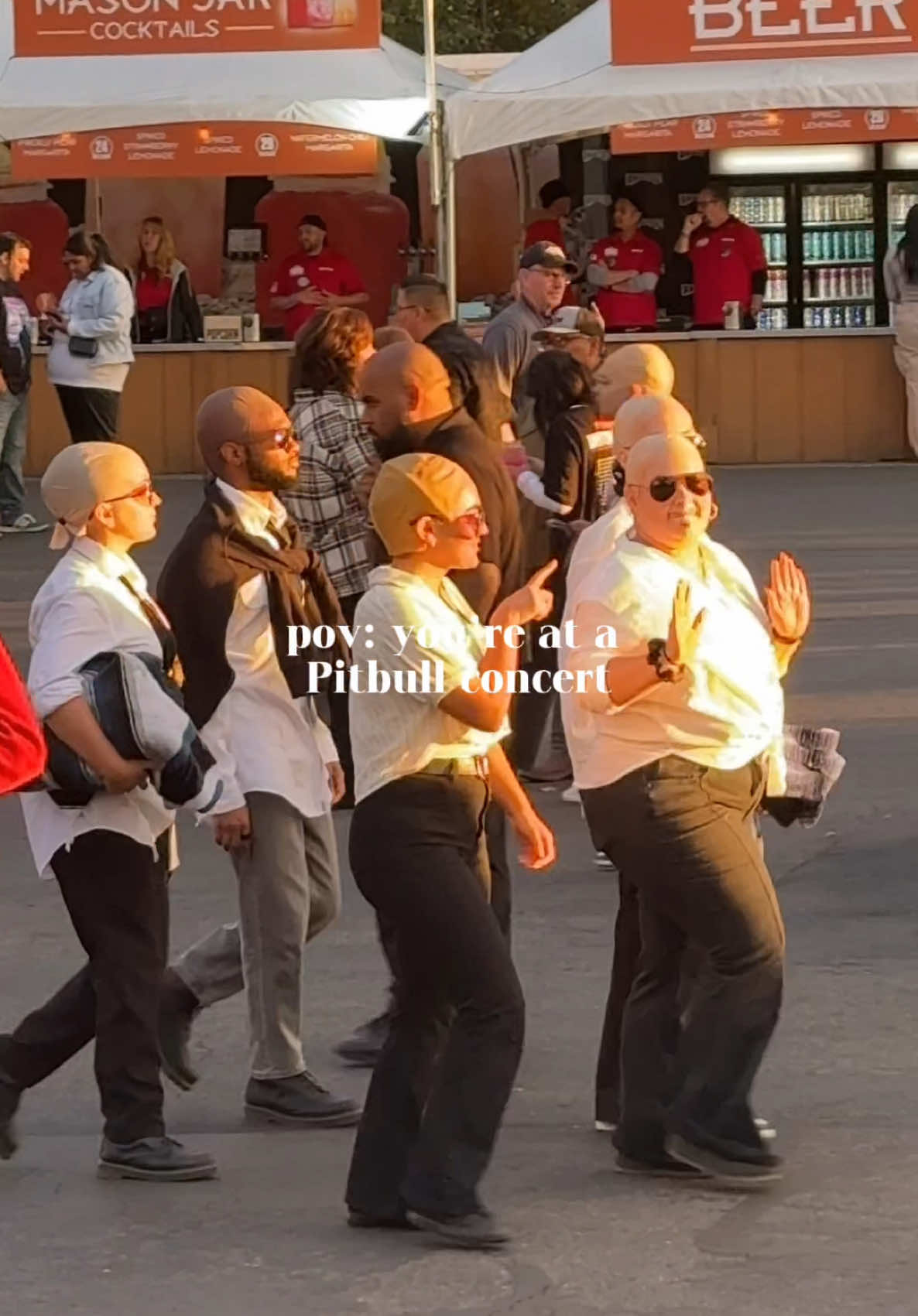 I’ve never seen so many baldcaps before 😭😭 #pitbull #mrworldwide #concert #fyp #trending #viral #funny #cosplay #funnyvideo 