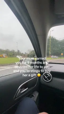 Your mum is the reason you’re alive. Just think about that ❤️#fyp #fypageシ #viraltiktok #MomsofTikTok #mumsoftiktok #loveyou 