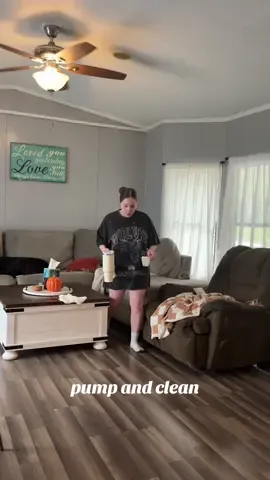 i love setting a timer to see what i can get done, it keeps me from getting distracted and with portable pumps it’s great multitasking 👏🏼 @Momcozy Official @momcozy #firsttimemom #sahm #pumpingmom #realistic #sundaycleaning #realisticcleaning #quickclean #cleaningmotivation #pumpandclean #naptimeclean #boymama 