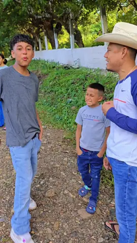 les presento al suegro de memo😱#parati#video#josuecardona44 @Blackmemo🫡 @Josue Cardona live muchas por tanto anillo mi gente bella