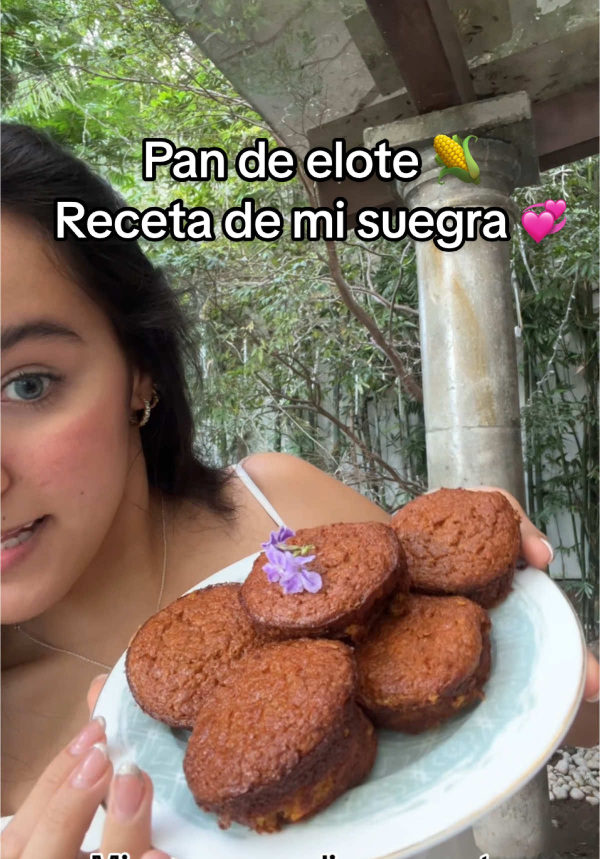 Tenia un antojo de pan de elote desde hace mucho tiempo asi que le pedi a mi suegra su receta secreta para el #pandeelote #recetasfaciles #recetasecreta #recetassencillas #cocina #longervideos #suegra #cornbread 