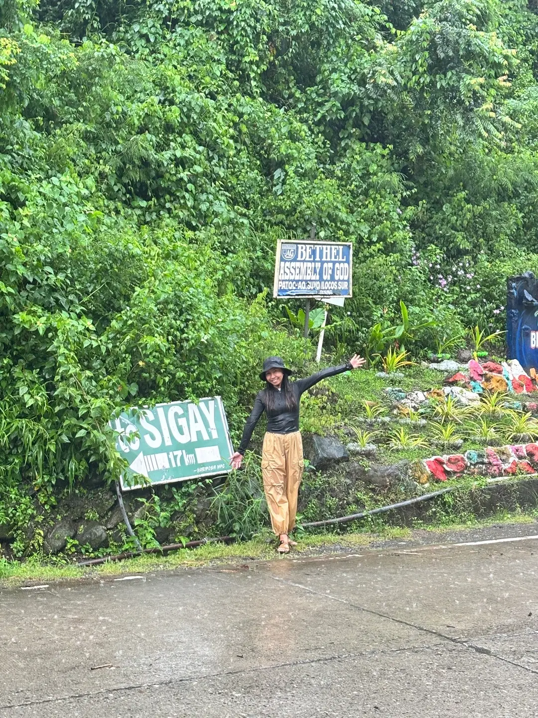 Pagod ako buong linggo, magpahinga ako sa weekend. Me sa weekend kahit bumabagyo na 😅