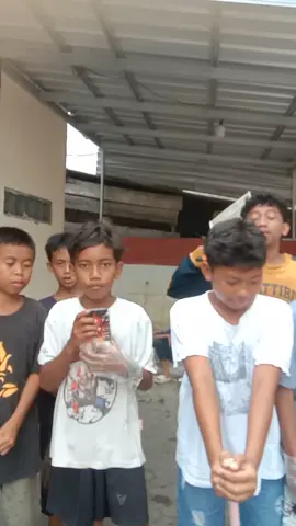jangan di hujat soalnya kita kecil @pandawaragroup inspirasi kita smua semangat untuk pandawara