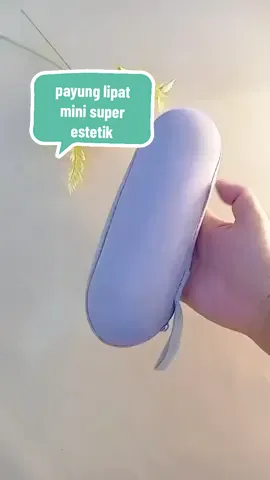 patung lipat mini ini udah anti uv lo guys selain estetik juga murah banget yuk co mumpung harga lagi turun 😍 #payung #payunglipat #payunglipatmini #payunglipatantiuv  #payunglipatestetik  #payunglipatmurah 