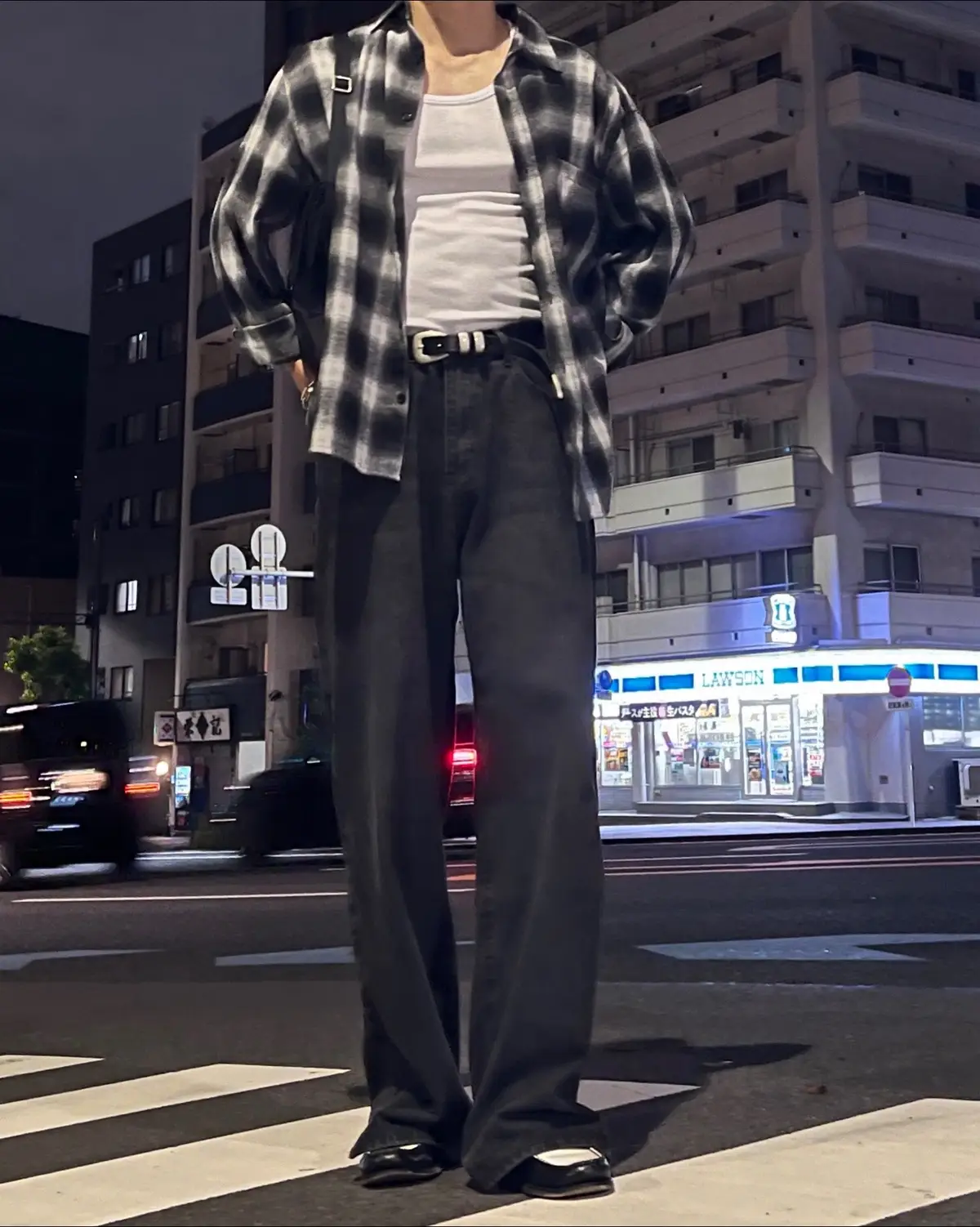 東京の夜景堪能してきた🌃✨ 📍丸の内 📍門前仲町 tops： @ela_select  pants： @ela_select  belt： @ela_select  shoes： @ghbass