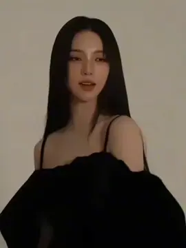 Karina Fashion icon#fyp #fyp #foryou #foryou #tiktok #viral #kpop #aespa #edit  #karina#foryuopage #fypmototiktok #fashion #icon #photoshoot #foryou