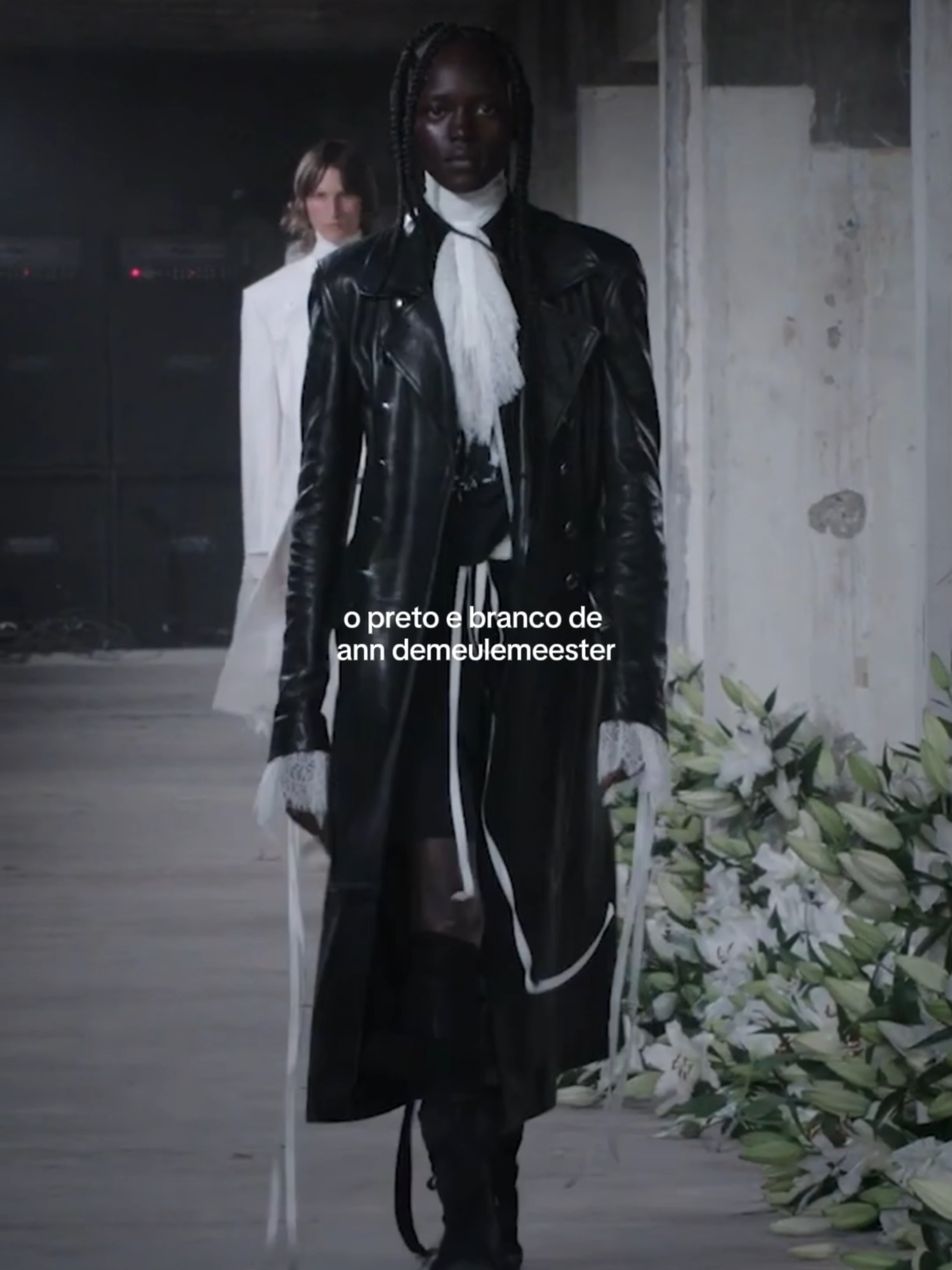 simplesmente a coleção PB da ann demeulemeester ss25 😮‍💨🤌 #TikTokFashion #pfw #anndemeulemeester