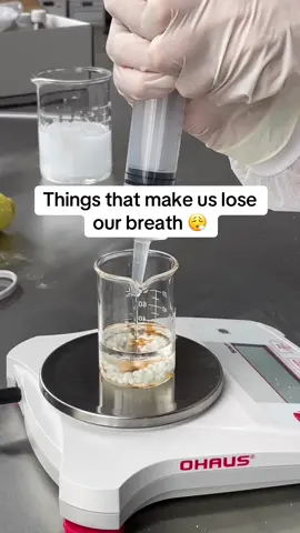 Playing with raw ingredients and making our products in the lab, NEVER gets old. 👩‍🔬 #officelife #inthelab #skincare #skincareingredients #cosmetics #chemistry #madeinla 