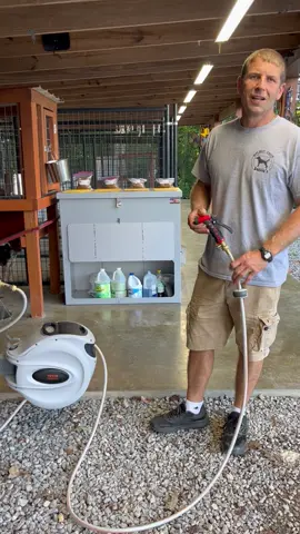 Vevor hose reel review. Not a fan lol#walnutcreekkennels #runtocatchbeagles #hosereel #speedandcontrol #houndlife 