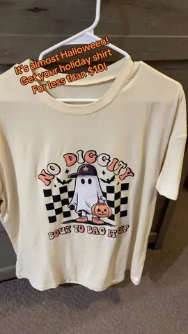 #halloweenishere #halloweenshirt #fallshirt #fallfashion #ghostshirt #ghost #fy #fypp #fashion #shirt 