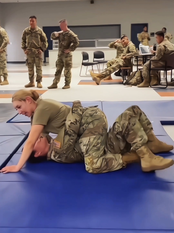 Army Girl training Us💪✈️🫶 #airforce #aircraft #pilot #asmr #usnavi #military 